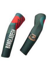 Load image into Gallery viewer, Black Ash international compression sleeves made of Spandex™ (8% Lycra, 92% polyester), with HD designs, seamless weaving for protection and comfort, UPF protection against UV rays, ideal for all outdoor sports, in 8 beautiful designs.