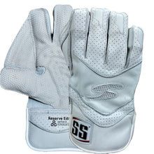 Load image into Gallery viewer, SS Wicket Keeping Gloves Reserve Edition