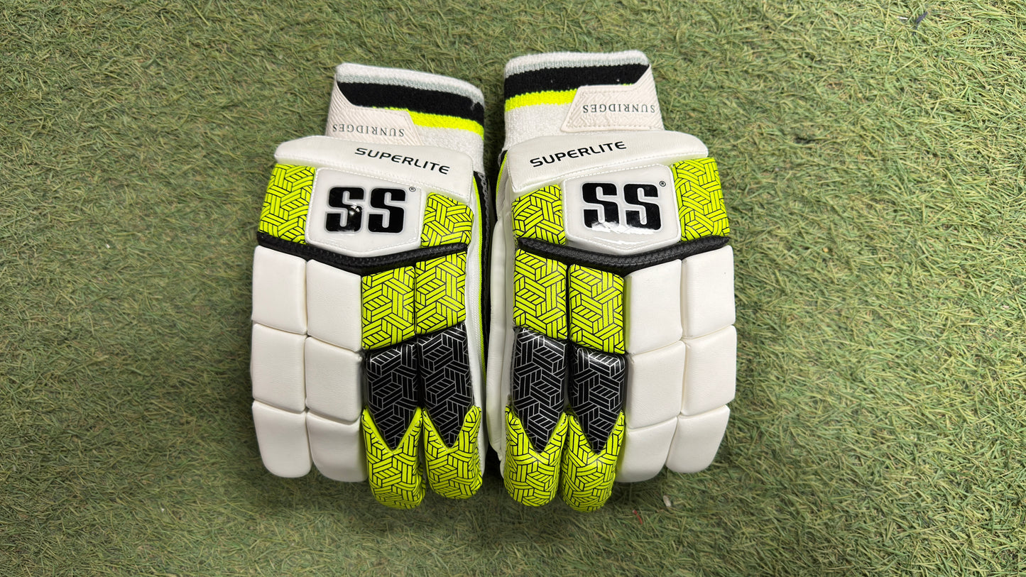 2024 SS Superlite Batting Gloves - Mens