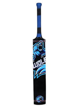 Load image into Gallery viewer, Wolf Power-Tek tennis ball cricket bat, handcrafted from Popular willow, lightweight and ideal for tournaments with a double-colored grip and Power-Tek technology for extra blade power.