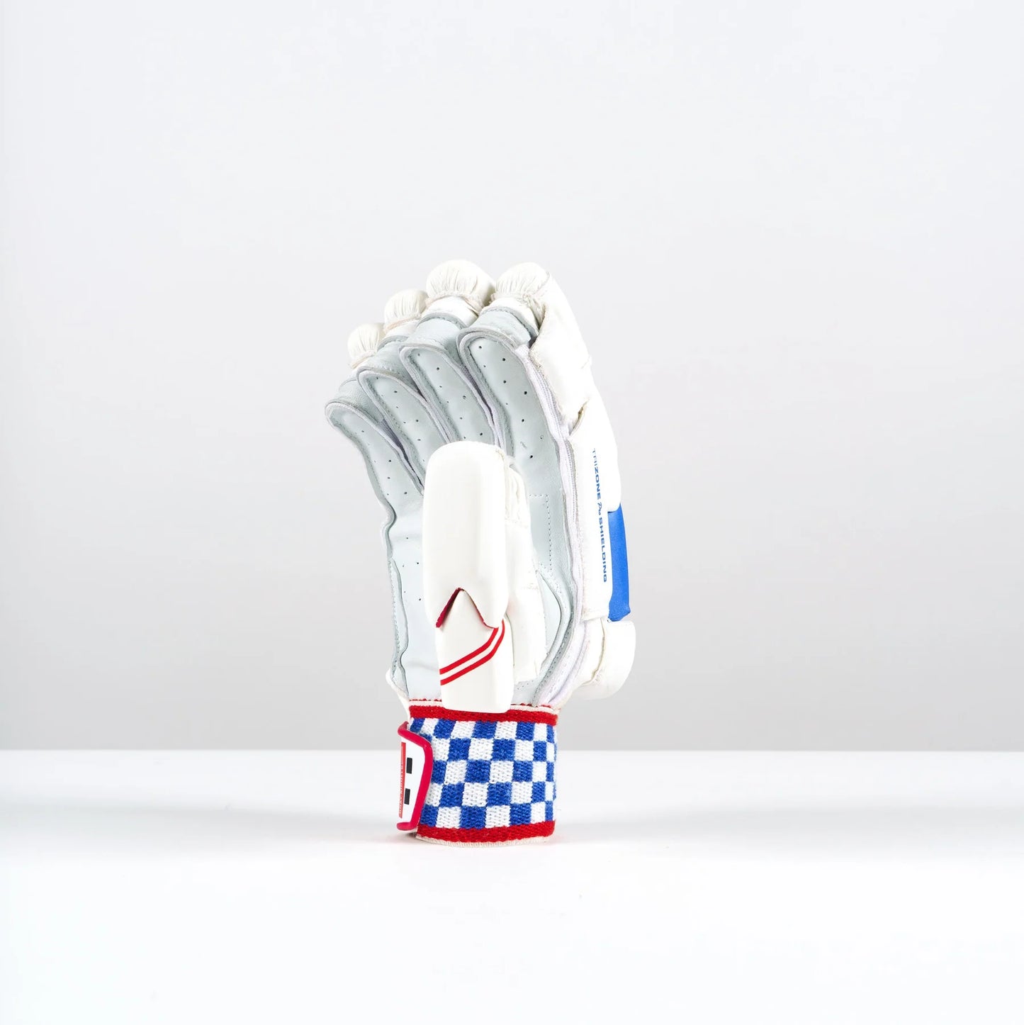 Gray-Nicolls Stratos 1.0 1500 Cricket Batting Gloves