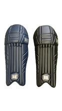 Load image into Gallery viewer, SS Gladiator Batting Pads