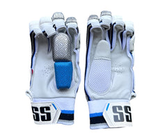 Load image into Gallery viewer, SS Aerolite Batting Gloves - Adult