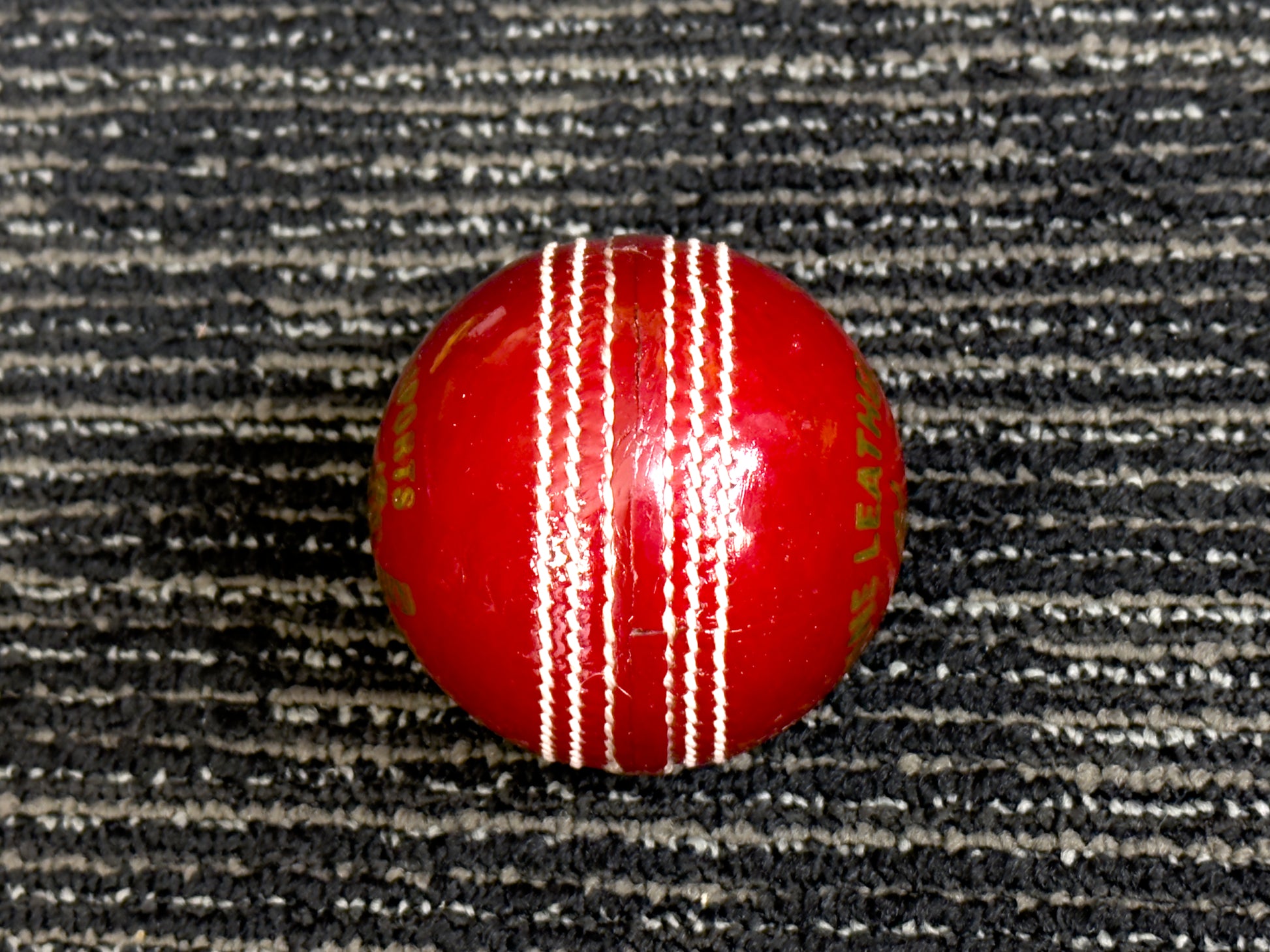 Black Ash Royal Crown pack of 6 white cricket leather balls, premium quality, 156 grams each, 4PC genuine leather, excellent shape retention, suitable for 35 to 40 overs cricket, machine-stitched according to MCC regulations.