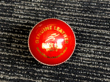 Load image into Gallery viewer, Pack of 6 red cricket balls, labeled &#39;Black Ash Seamer,&#39; made from genuine leather with a 4-piece construction, offering excellent shape retention. These machine-stitched balls are suitable for practice T20 cricket, conform to MCC regulations, and each weighs 156 grams (5.5 ounces).